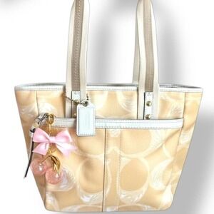 Y2k Coach‎ Hampton Scribble 2007 Yellow Cream Signature Canvas Tote Shoulder Bag